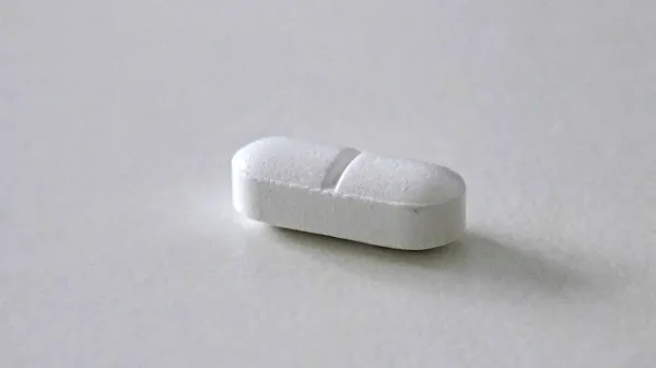 Obsežen pregled raziskav ni pokazal povezave med paracetamolom in avtizmom