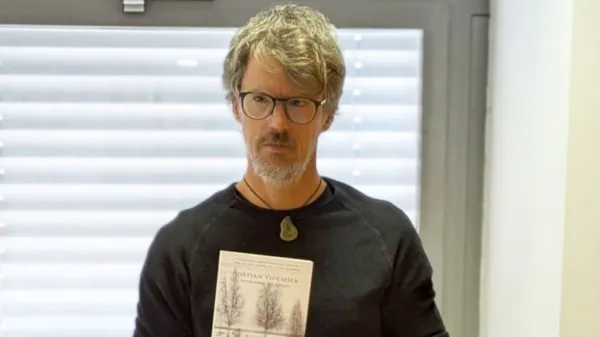 Dolga pot do miru začenja v Tolminu pogovorni niz