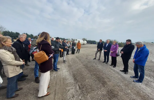 obisk vlade v regiji minister za okolje podnebje in energijo Bojan Kumer asfaltna baza Vrtojba Kolektor CPG direktor Kristjan Mugerli ?upan Obcina ?empeter Vrtojba Milan Turk 