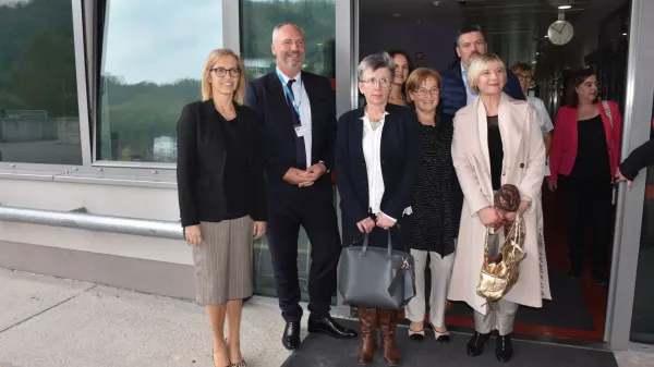 Z današnjega obiska vladnih predstavnikov v šempetrski bolnišnici