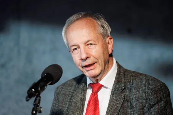 Ljubljana, Cankarjev dom.Pogovor z nominiranci in razglasitev dobitnika nagrade Marjana Rozanca za najboljso esejisticno zbirko.Predsednik upravnega odbora Drustva Marjan Rozanc Edvard Kovac. 