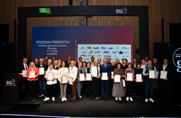 Zaposleni družbe Hit so na leto&scaron;njih Dnevih slovenskega turizma prejeli tri medalje in pet priznanj.