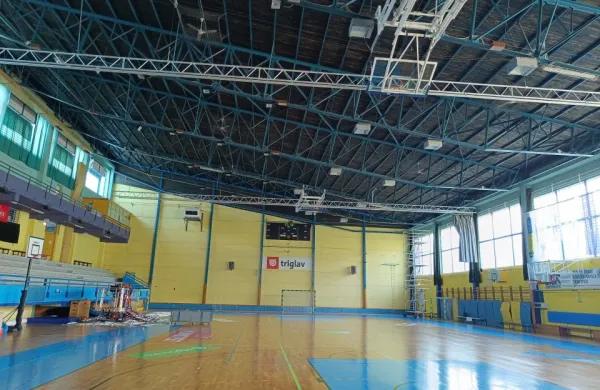Športni center Ajdovščina: stare luči so zamenjale LED svetilke