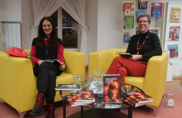 Pesnica Iva Miholić je v deveti pesniški zbirki Varuhinja ognja