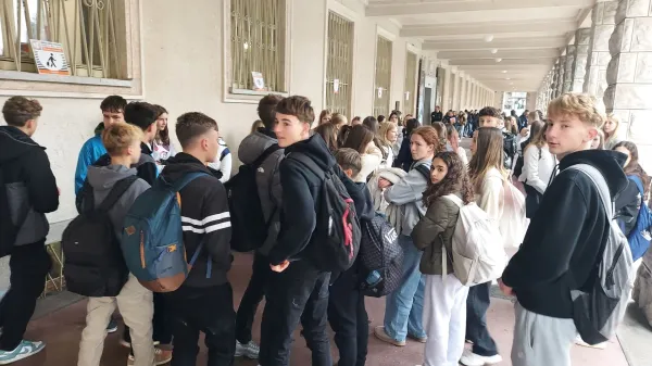 Dan promocije poklicev v Novi Gorici je letos privabil 470 učencev.