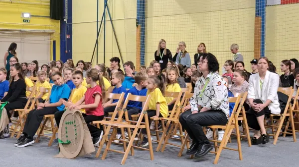 Drevi so v Ajdovščini slavnostno obeležili 80. obletnico državne šole.