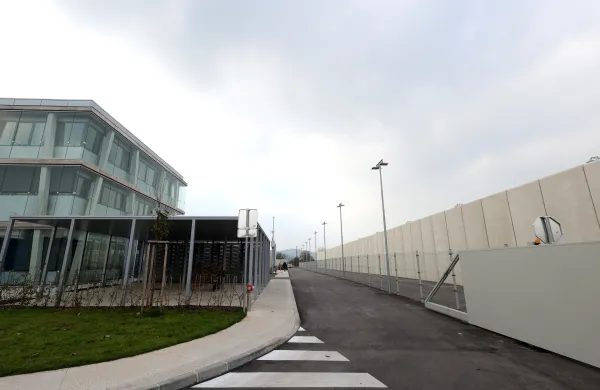 Sodoben zapor že čaka na &ldquo;stanovalce&rdquo;