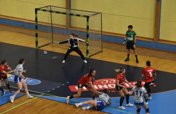 Mlinotest vratarka Karin Kuralt