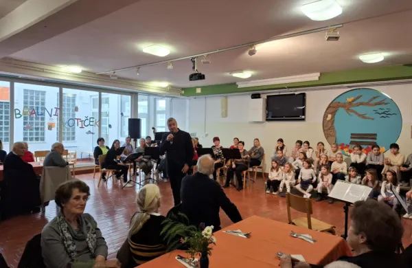 Srečanje vipavskih občanov, starejših od 80 let