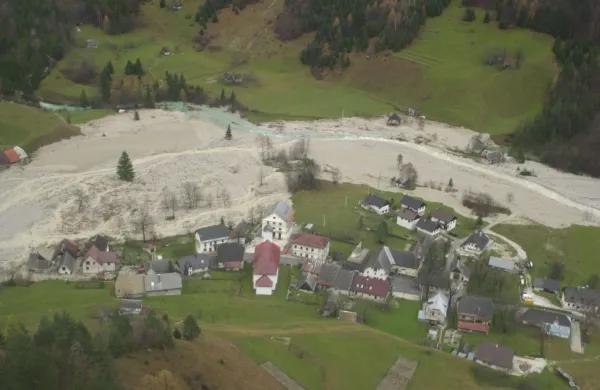 Spomini na stari Log še niso zbledeli