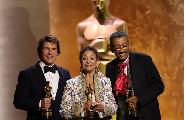 (L/R) US actor producer Tom Cruise, US actress dancer Debbie Allen and US production designer Wynn Thomas pose with their Honorary Academy Awards on stage during the 16th Governors Awards at the Ray Dolby Ballroom at Ovation Hollywood in Los Angeles on November 16, 2025.,Image: 1052894883, License: Rights-managed, Restrictions:, Model Release: no, Credit line: Michael Tran/AFP/Profimedia