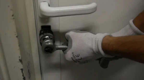 ﻿vlomi, tatvine, kradljivci, vlomilci