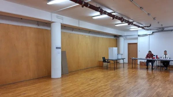 Na volišču v Kopru danes ni bilo pretirane gneče