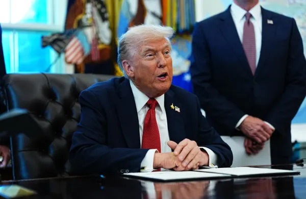 Trump je kljub sodni blokadi v Portland napotil nacionalno gardo Kalifornije, za Chicago pa se mu ponuja nacionalna garda Teksasa.