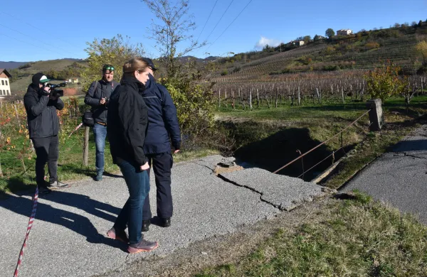 Alenka Bratu&scaron;ek obled por&scaron;en most Brda