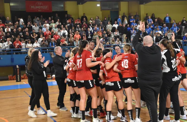 Do zgodovinskega uspeha vodi pot prek še enih Nizozemk