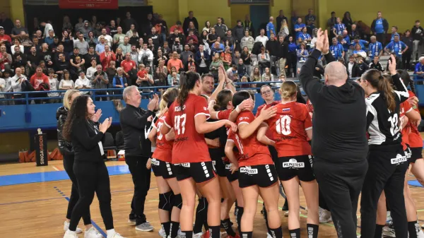 Do zgodovinskega uspeha vodi pot prek &scaron;e enih Nizozemk