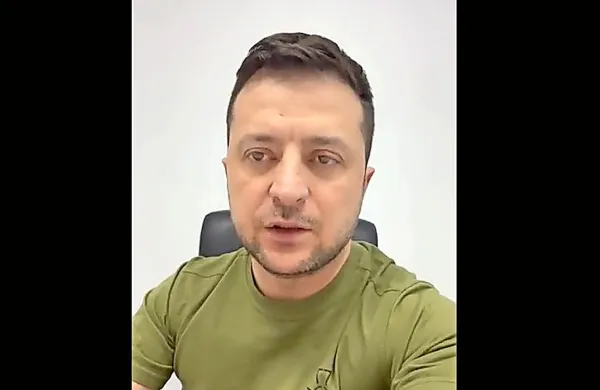 ZDA naj bi v osnutku mirovnega načrta od Ukrajine zahtevale predajo ozemelj