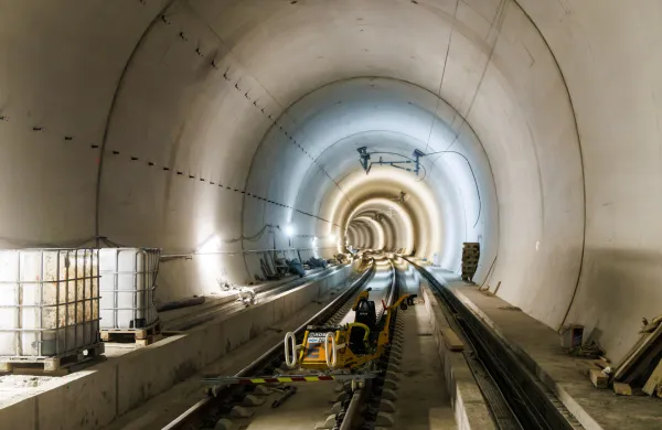 Dekani-Divaca, 11.04.20252TDK, Gradnja zelezniske proge Drugi tir, ogled poteka gradnjeministrica za infrakstrukturo Alenka Bratusek