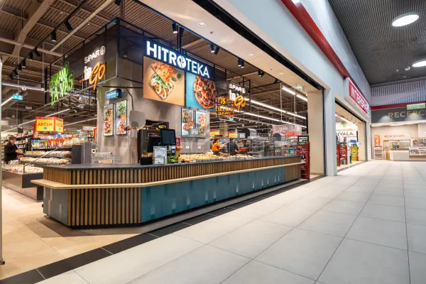 Prenovljn INTERSPAR Koper