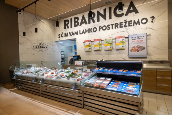 Prenovljn INTERSPAR Koper