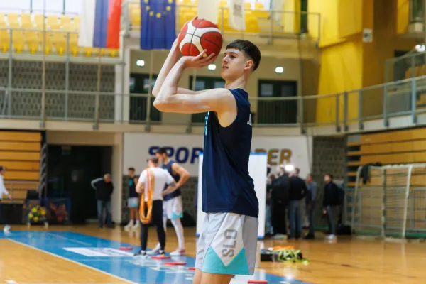 Gregor Hrovat bo na Bonifiki nasledil Luko Dončića