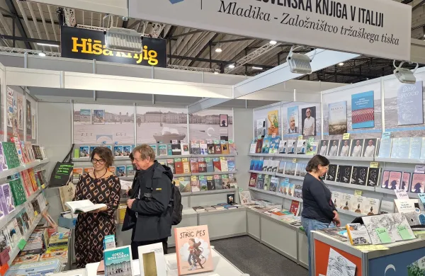 Mladika in Založni&scaron;tvo trža&scaron;kega tiska se predstavljata pod skupno stojnico z imenom Slovenska knjiga v Italiji.