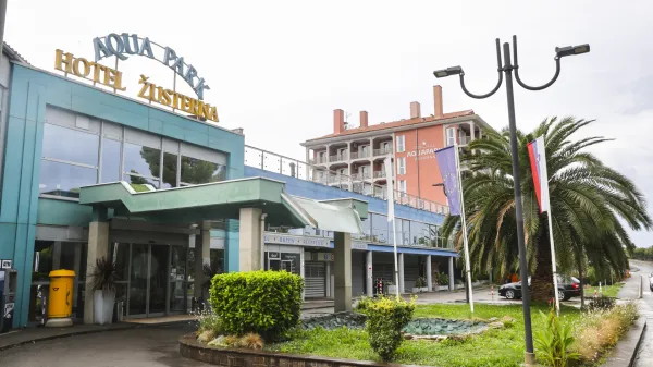 Koper, 02.102.2024Žusterna, Hotelski kompleks, Aquapark Žusterna