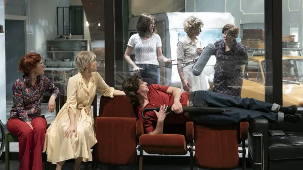 Ni se &scaron;e oglasil gledalec, ki bi se pritoževal nad dolžino predstave