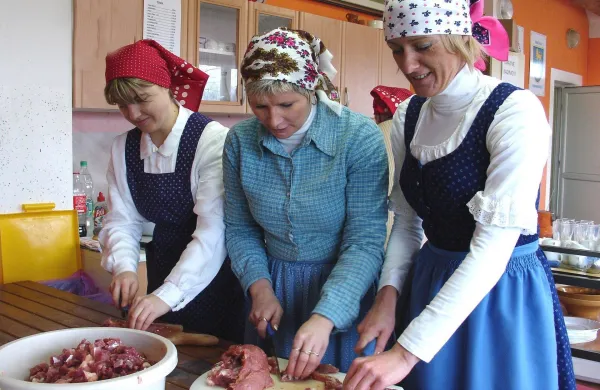 Nova vas pri Markovcih - koline po starem.