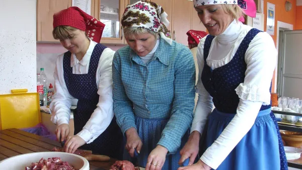 Nova vas pri Markovcih - koline po starem.