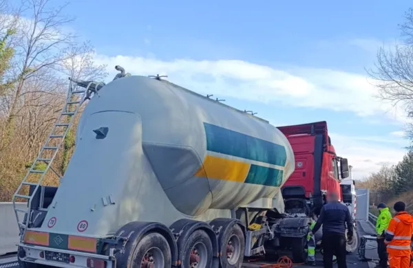 Kraj prometne nesreče na hitri cesti H4 &Scaron;empeter pri Gorici - Vogrsko &nbsp;