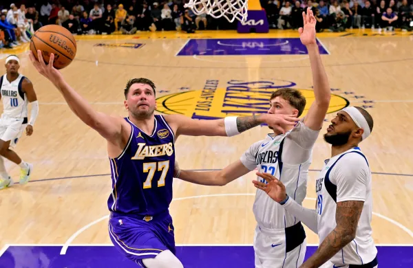 Luka Dončić je zjutraj zaigral proti svojemu nekdanjemu klubu Dallas Mavericks.