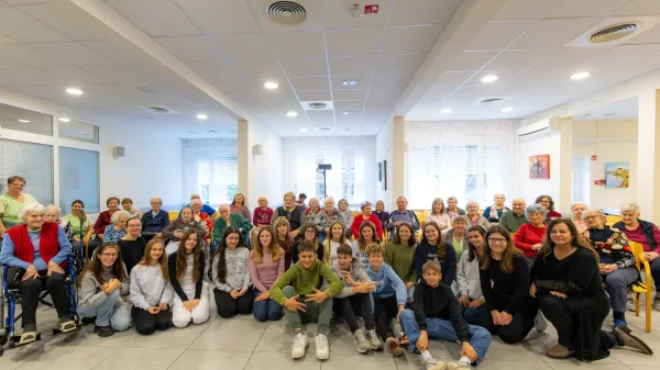 &Scaron;olarji so raziskovali svojo povezanost z jezikom, prostorom in spomini starej&scaron;ih generacij.