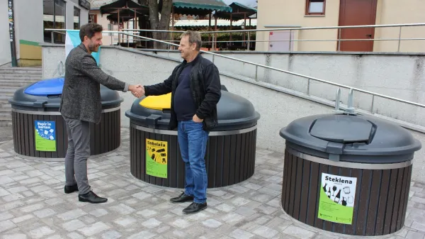 V Bovcu so uredili četrti ekolo&scaron;ki otok s potopnimi zabojniki