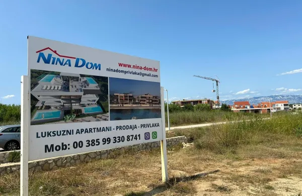 Najvi&scaron;je cene vzdolž Jadranske obale in na otokih dosegajo novogradnje.