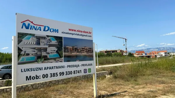 Najvi&scaron;je cene vzdolž Jadranske obale in na otokih dosegajo novogradnje.