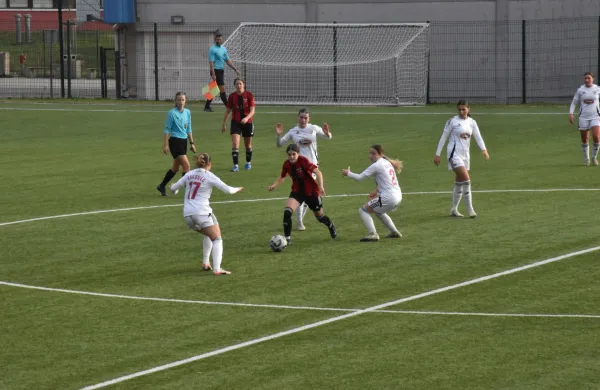 Nogomet ženske Ajdov&scaron;čina rdeči Primorje Tosla Nutricosmetics beli Mura Nona