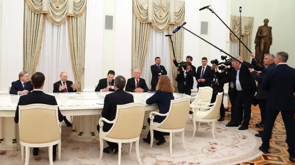 As Moscow prepares for possible negotiations with Washington aimed at ending its full-scale invasion of Ukraine, it is seeking a far more ambitious outcome than a mere ceasefire: a global reordering of spheres of influence. In the Kremlin's view, such an agreement would effectively mean U.S. recognition of Russian dominance in the post-Soviet space &mdash; including Ukraine &mdash; and, to some extent, an acknowledgment of its influence in Europe. To secure that goal, the Kremlin is now scouring for incentives it believes can catch and hold President Donald Trump's attention, ranging from rare earths deals and geopolitical leverage in Iran and North Korea to a long-dreamed-of Trump Tower in Moscow. Five current Russian government officials, including two diplomats, three sources close to the Kremlin and employees of three major state-owned companies confirmed this to The Moscow Times, all speaking on condition of anonymity due to the sensitivity of the matter. "The main thing is that they [the Americans] don't interfere in our affairs and don't tell us how to live," said a senior Russian official familiar with the Kremlin's negotiating logic. "That they don't hinder us in doing what we are doing." Some in Moscow also envision symbolic gestures of recognition as part of a potential agreement, such as President Vladimir Putin visiting Washington and meeting Trump in the White House. "If our boss [Putin] occasionally comes to Washington to meet with Trump &mdash; that would also be nice," a current government official said. Still, officials acknowledge that the era of major summits like those during the Cold War or the early post-Soviet years is over. "It's hard to count on that now," the government official said. Searching for leverage The Kremlin, recognizing the limitations of its negotiating position, has tasked officials and experts with analyzing and identifying all possible incentives that could grab Trump's interest and keep the talks from narrowing to a limited agenda,Image: 1056212593, License: Rights-managed, Restrictions:, Model Release: no, Credit line: American Photo Archive/Alamy/Profimedia