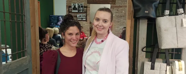 Lokalna moda prestopa mejo dobesedno in simbolno