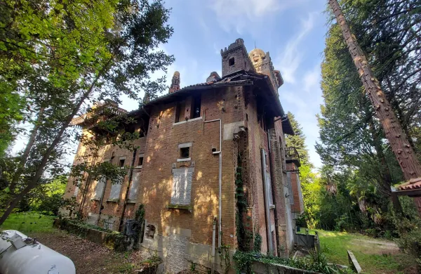 Vila Rafut: Začetka gradnje pred septembrom prihodnje leto očitno ne bo