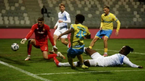 Koper je doma premagal Domžale z 2:1.