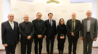 Od leve: prof. dr. Ludvik Toplak, rektor Univerze Alma Mater Europea, prof. dr. Marjan Blažič, rektor Univerze v Novem mestu, prof. dr. Rado Bohinc, rektor EMUNI University, prof. dr. Zdravko Kačič, rektor Univerze v Mariboru, prof. dr. Klavdija Kutnar rektorica UP in predsedujoča RKRS, prof. dr. Bo&scaron;tjan Golob, rektor Univerze v Novi Gorici (podpred. RKRS), prof. dr. Gregor Majdič, rektor Univerze v Ljubljani