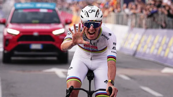 Janja Garnbret in Tadej Pogačar &scaron;e tretjič zapored na vrhu