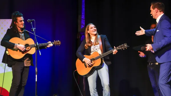 Komu bo letos pripadel naziv Na&scaron; &scaron;portnik?