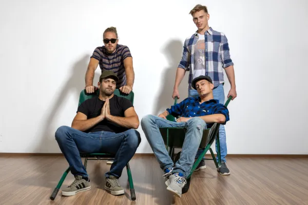 TamburaTeam so Urban Polj&scaron;ak (zgoraj levo), Matevž Ferjančič, David &Scaron;krlj (zgoraj desno) in Aleksander Ličen