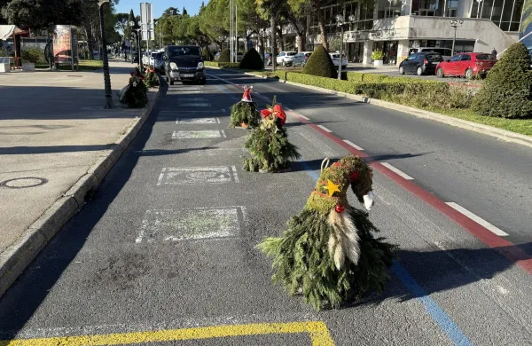 Zaradi "gozdnih palčkov" v Portorožu ne morejo po zdravila in po&scaron;to