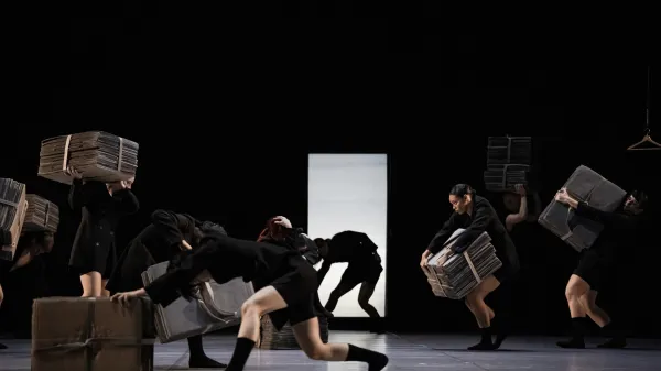 Plesni triptih Poetično telo