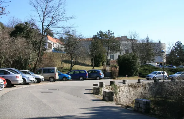 lokacija bazeni bolni&scaron;nica Sežana