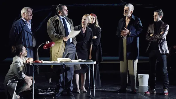 Zaokrožimo leto v gledali&scaron;ču